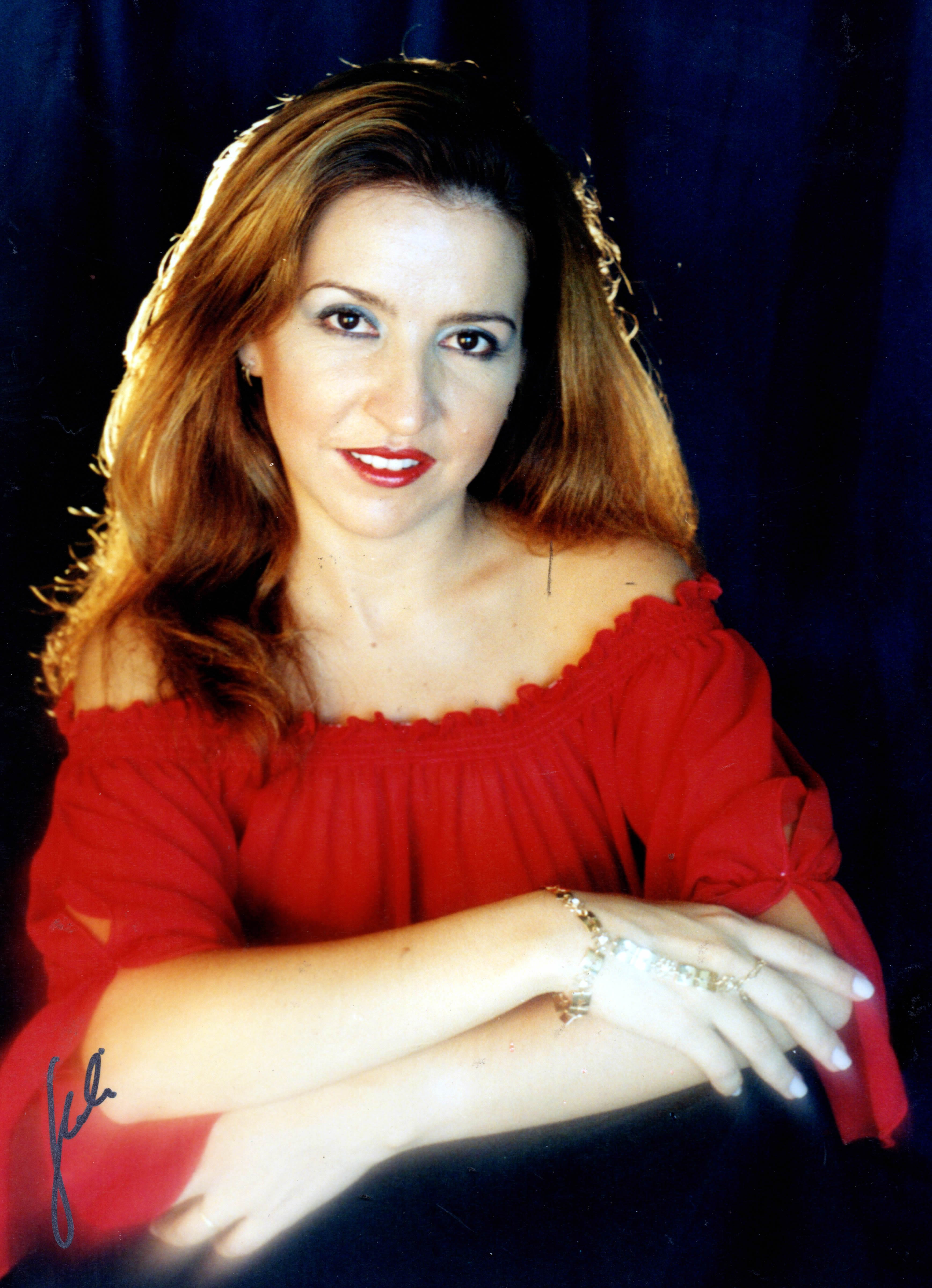 Retrato de Giane Bellé — bailarina e fundadora da escola de dança